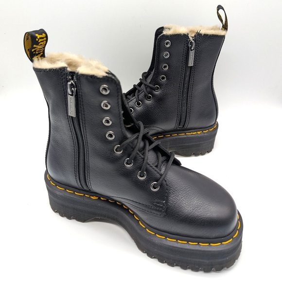 NWOB DR. MARTENS Jadon FL 8 Eye Boots - Picture 4 of 14